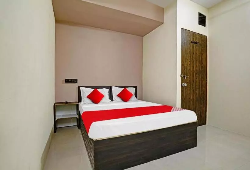 هتل Oyo Flagship 81234  Velvet Rooms