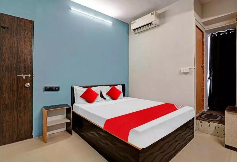 هتل Oyo Flagship 81234  Velvet Rooms