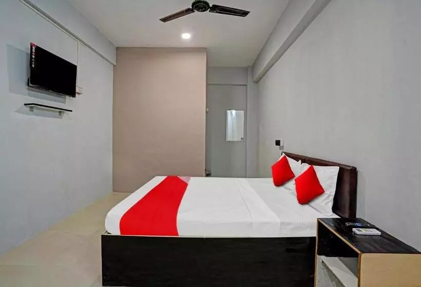 هتل Oyo Flagship 81234  Velvet Rooms