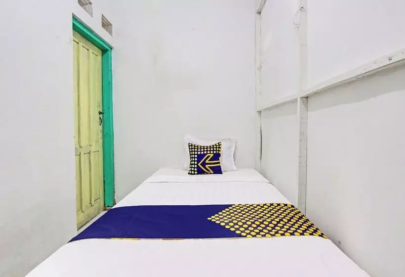 هتل Spot On 92540 Karomah Kostel Syariah