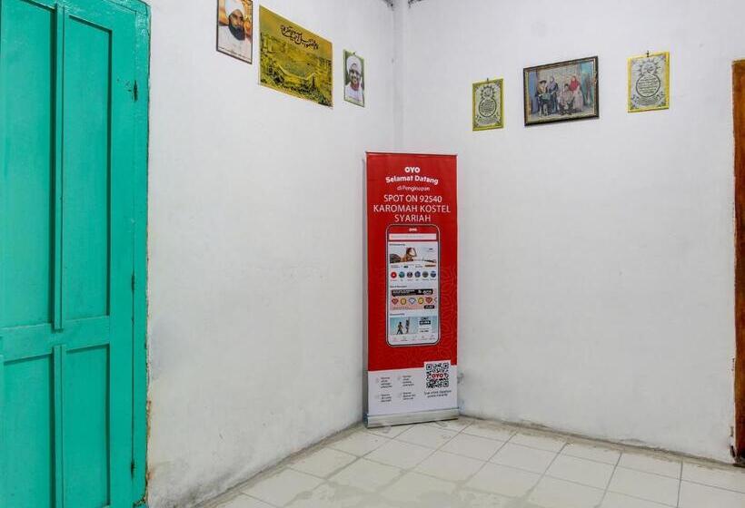 בית מלון כפרי Spot On 92540 Karomah Kostel Syariah