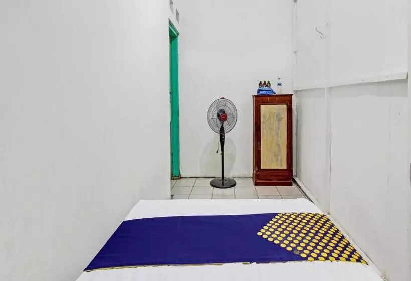 هتل Spot On 92540 Karomah Kostel Syariah