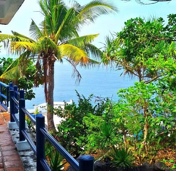 ペンション Utopia Island Resort