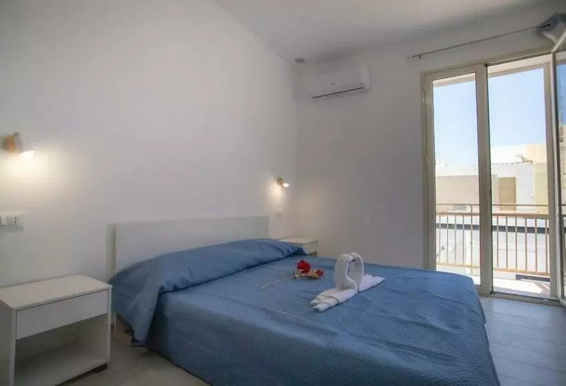 ベッドアンドブレックファースト La Scala Del Moro Rooms   Dolce Risveglio