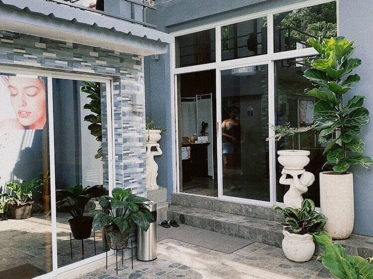 פנסיון Hai Inn