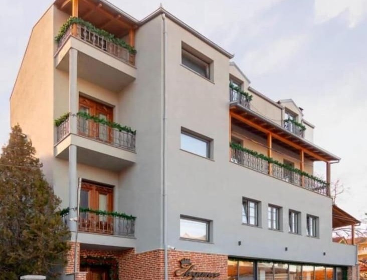 هتل Elegance Boutique