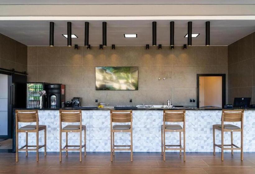 هتل Solar Pedra Da Ilha