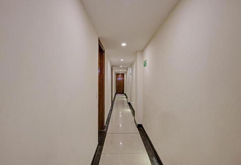 호텔 Oyo Flagship 81157  Le Cashew