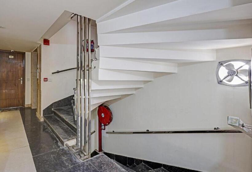 호텔 Oyo Flagship 81157  Le Cashew