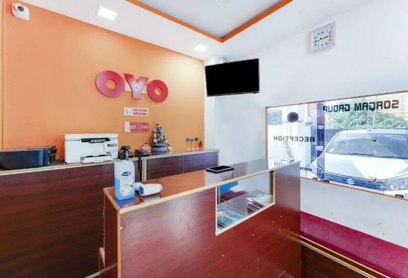 ホテル Oyo Flagship 81168 Sorgam Residency