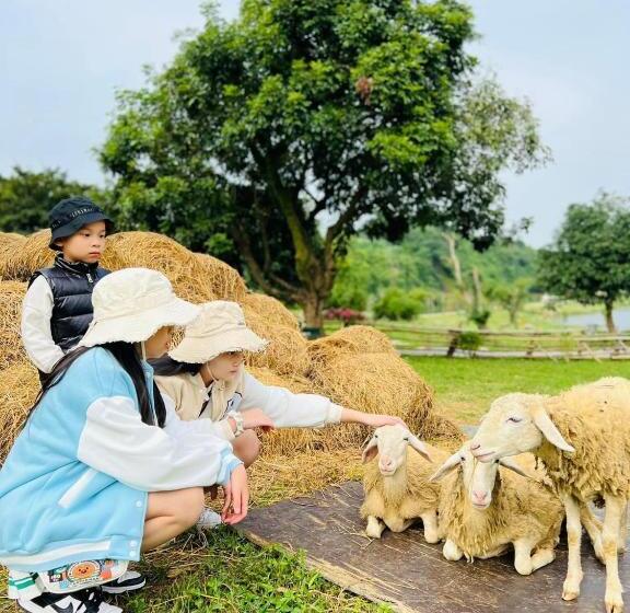 هتل Trang An Golf And Resort