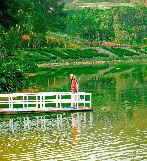 هتل Trang An Golf And Resort