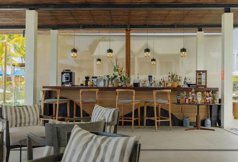 استراحتگاه Sea Diamond Boutique Hotel & Spa