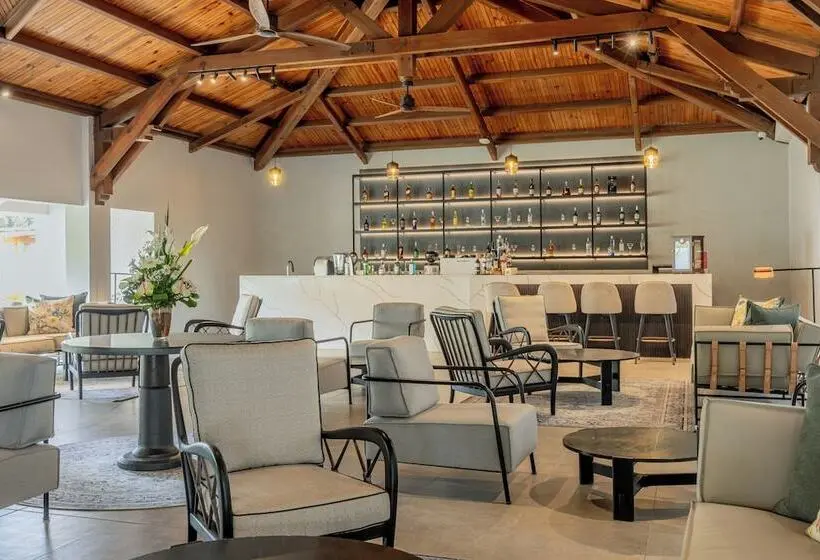 استراحتگاه Sea Diamond Boutique Hotel & Spa