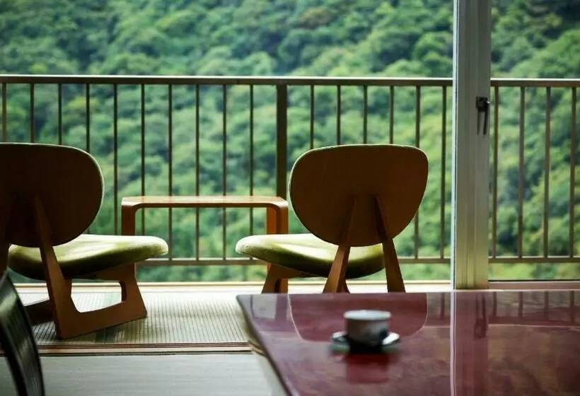 旅館 Shikisainoyado Marumine