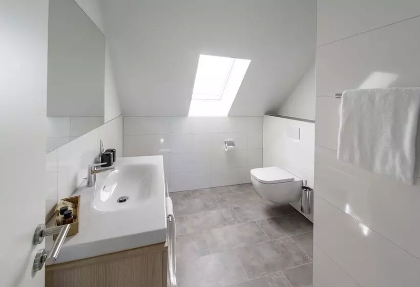 Aamiaismajoitus (B&B) 1860 Hotel Im Dinkelhaus