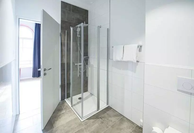 Aamiaismajoitus (B&B) 1860 Hotel Im Dinkelhaus