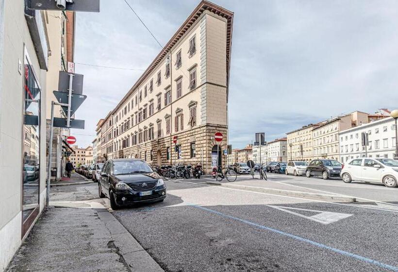 تختخواب و صبحانه Game Rooms Experience