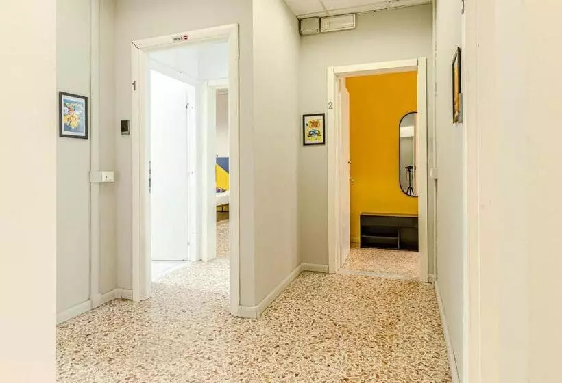 تختخواب و صبحانه Game Rooms Experience