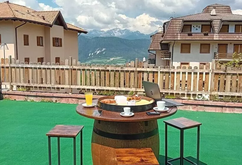 Hotelli Regina Del Bosco