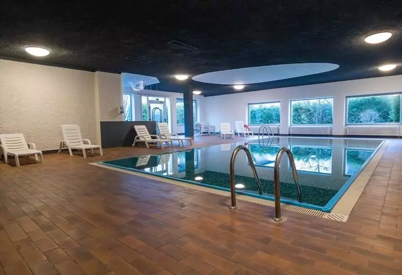 Hotelli Regina Del Bosco