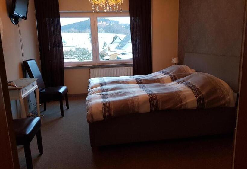 Berghotel Natura Bed & Breakfast