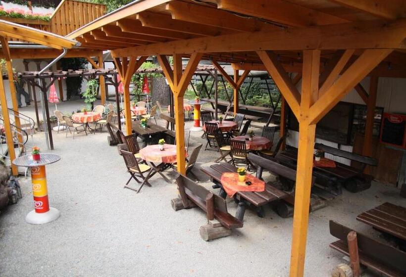 Haus Kehrwieder   Hotel Am Kur Café