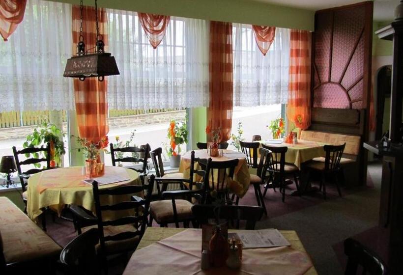 Haus Kehrwieder   Hotel Am Kur Café