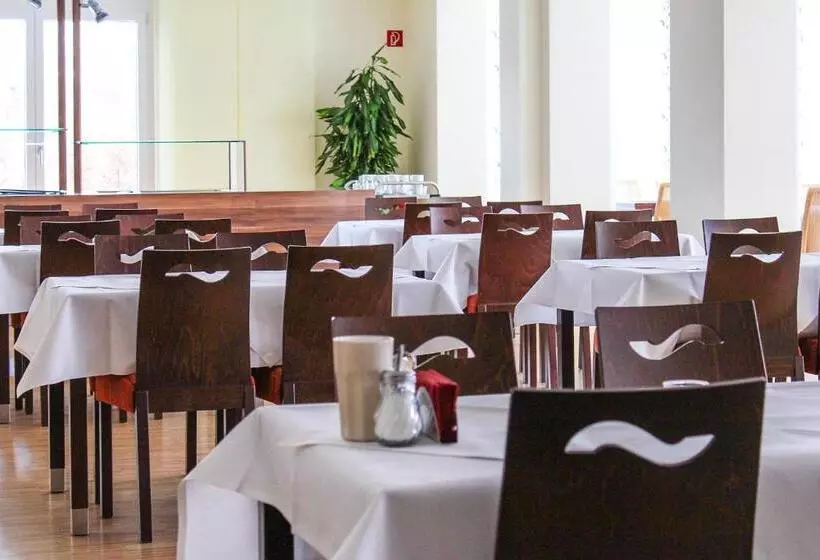 Hotelli Ammerseehäuser