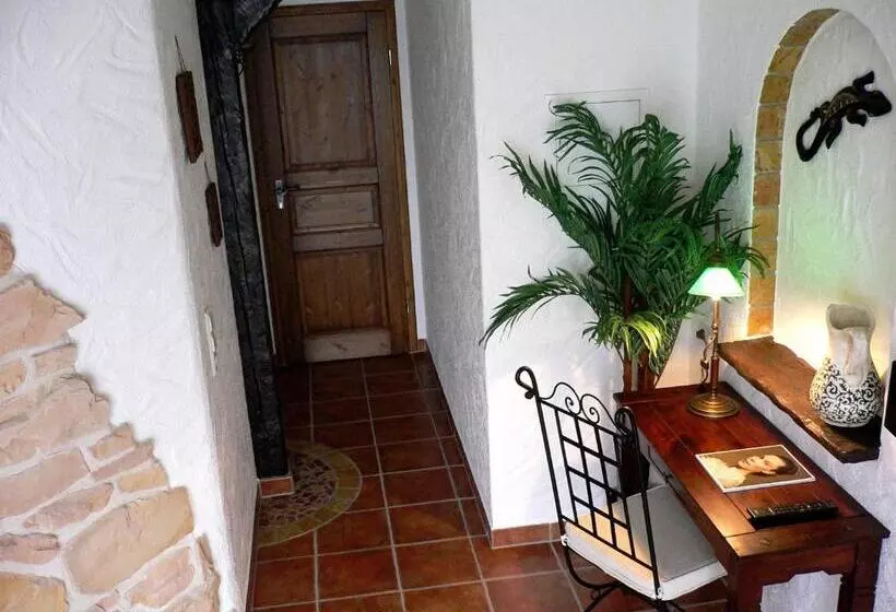 هتل Apartmenthaus Casa Palma
