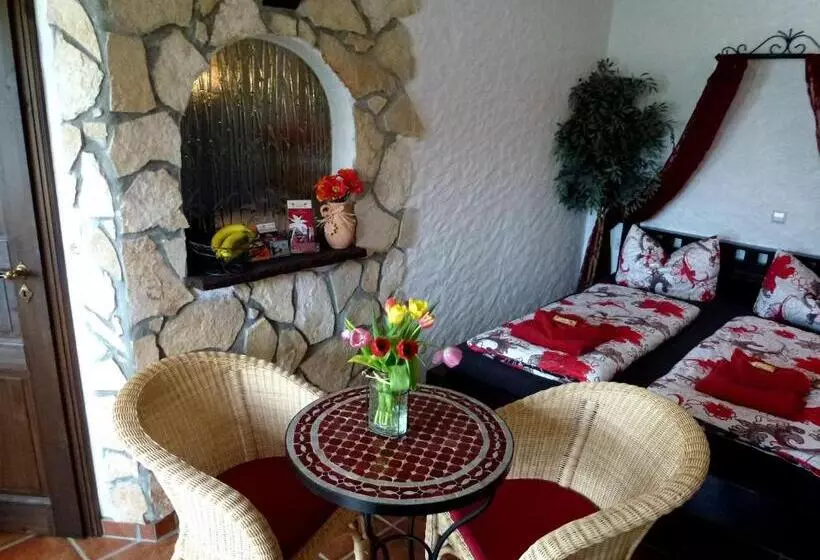 هتل Apartmenthaus Casa Palma