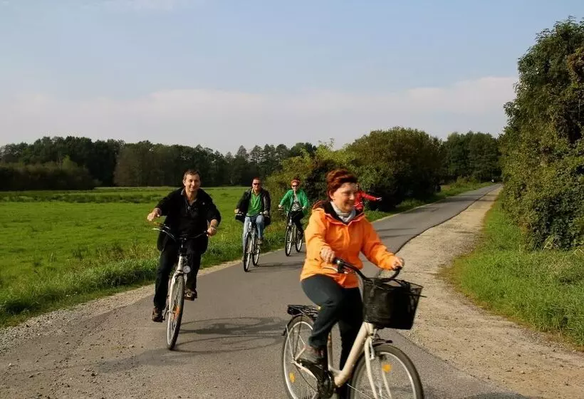 ホテル Die Gurkenscheune   Frühstückspension