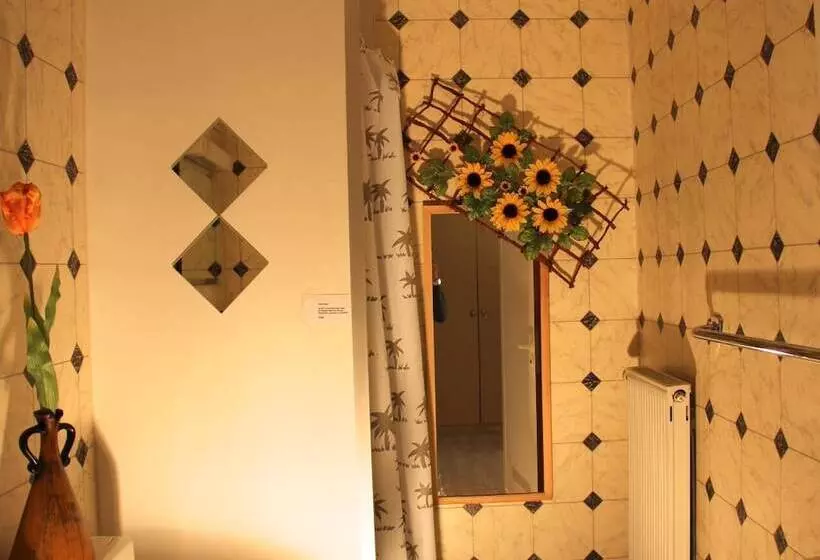 ホテル Die Gurkenscheune   Frühstückspension