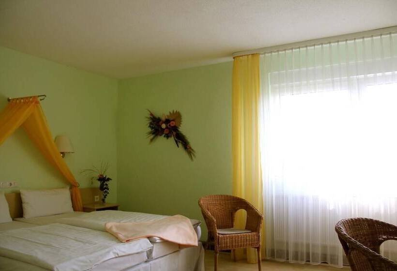 ホテル Die Gurkenscheune   Frühstückspension