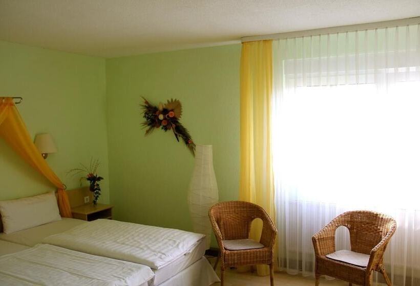 ホテル Die Gurkenscheune   Frühstückspension