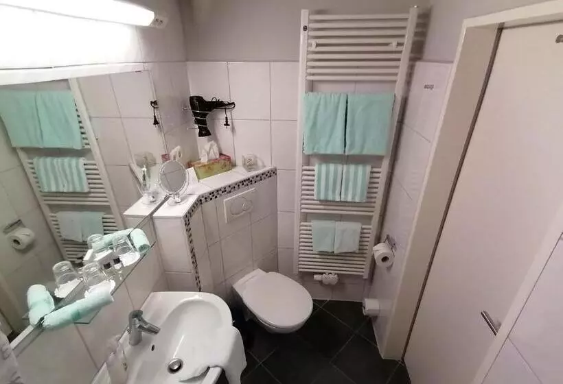 ホテル Diekseequell Superior Am Dieksee