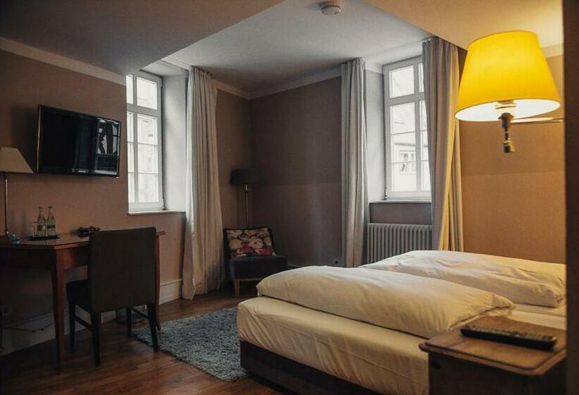 Eltvinum Hotel I Restaurant I Weinbar