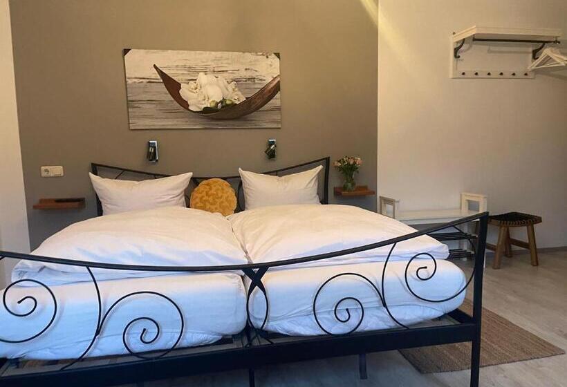 Hotelli Gasthof Grüner Hof