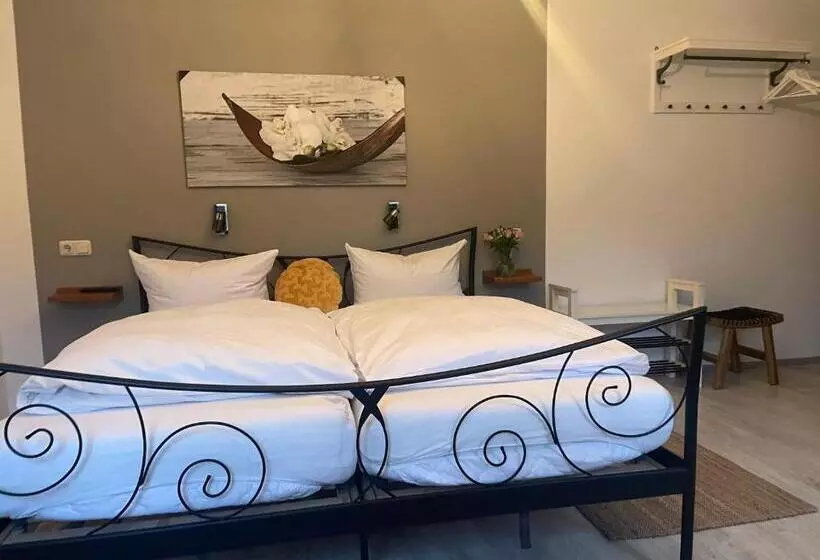 Hotelli Gasthof Grüner Hof