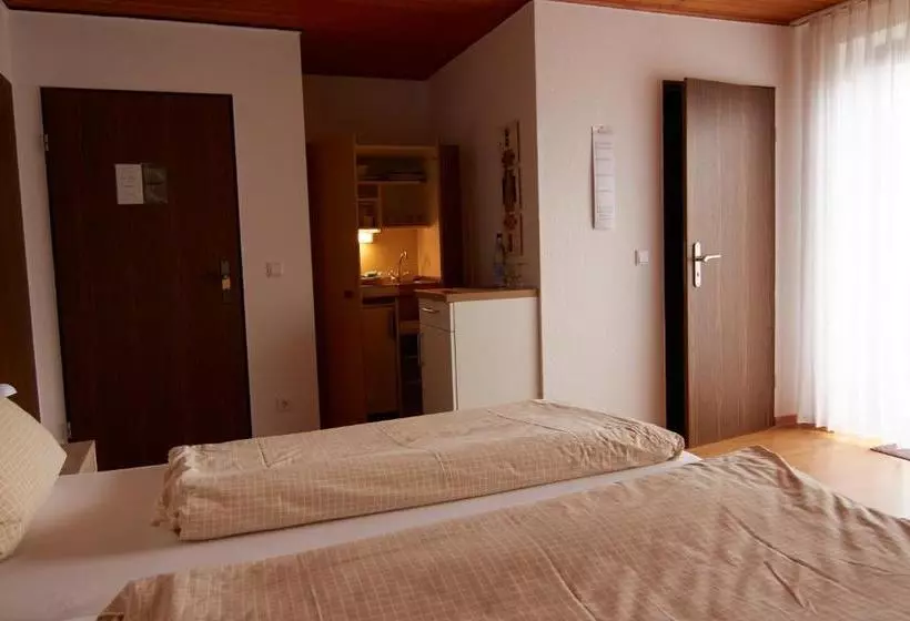 Hotelli Gisela S Gästehaus Brakel   Self Check In