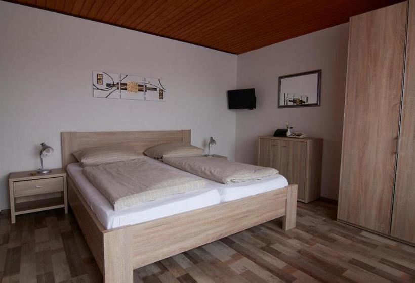 Отель Gisela S Gästehaus Brakel   Self Check In