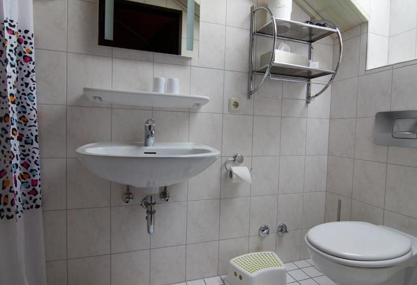 Отель Gisela S Gästehaus Brakel   Self Check In