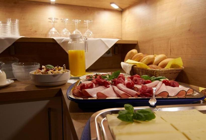 Отель Gisela S Gästehaus Brakel   Self Check In