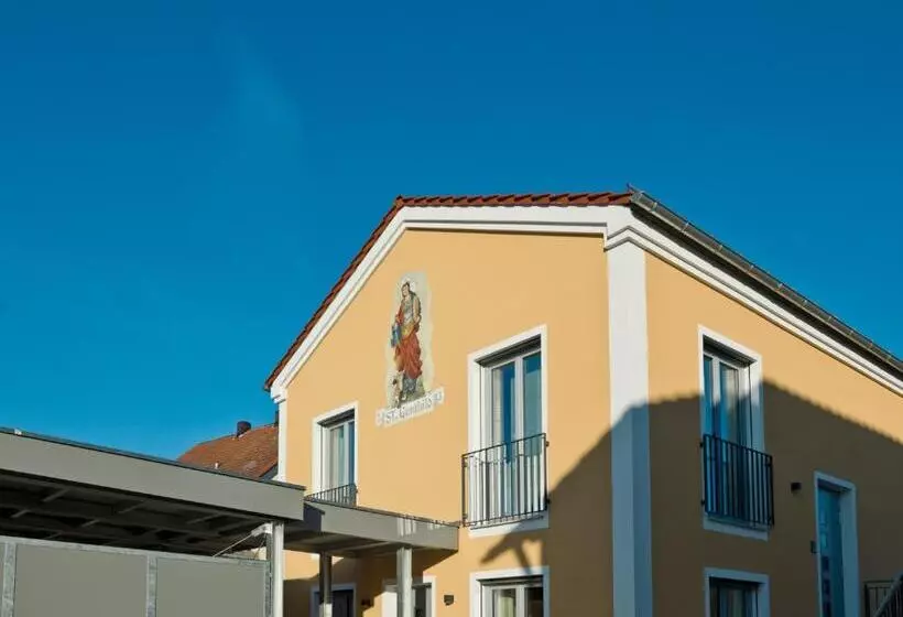 Hotelli Landhaus Altmuehltal