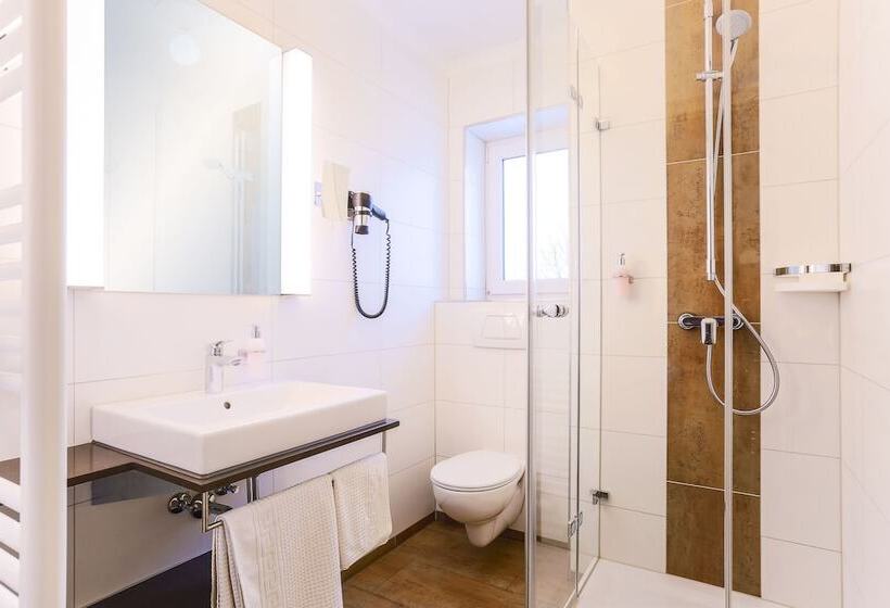 בית מלון כפרי Restaurant Erich Rödiger