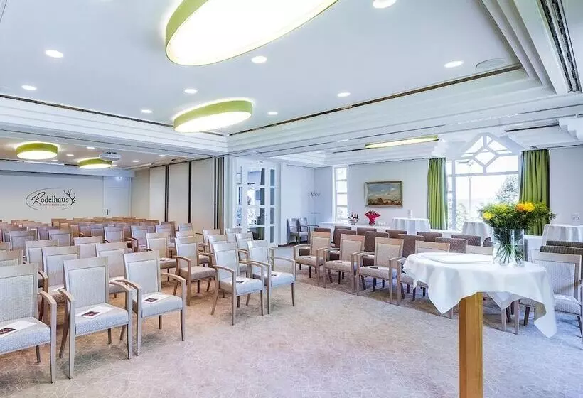 Hotelli Rodelhaus