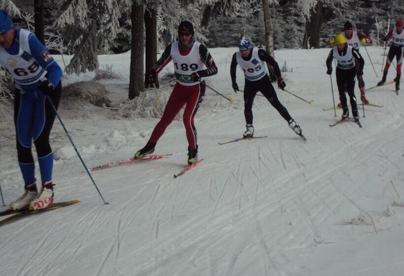 בית מלון כפרי Waldgasthof Bad Einsiedel