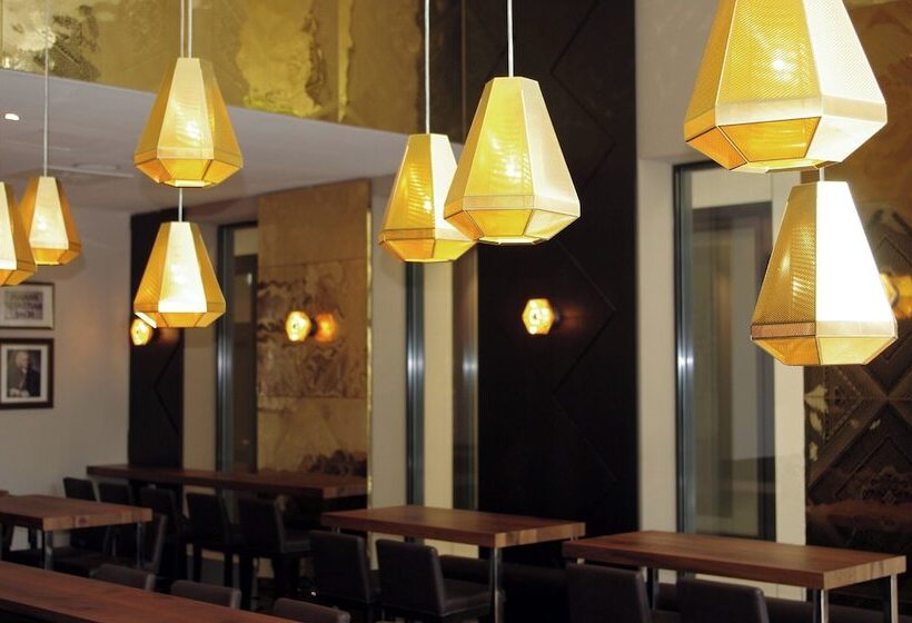 Motel One Leipzigaugustusplatz