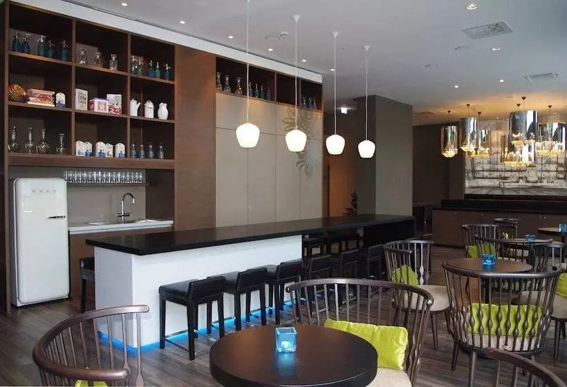 Motel One Leipzigaugustusplatz