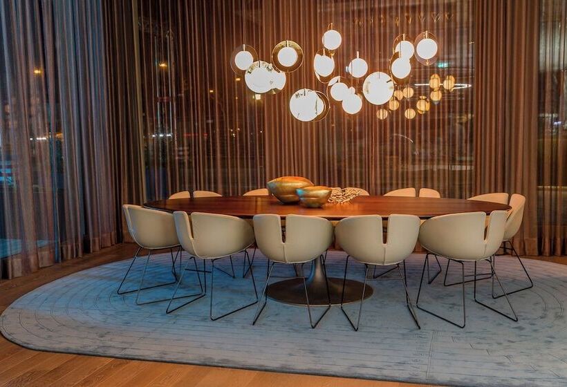 Motel One Munich Olympia Gate